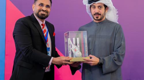 Khalid bin Hamad witnesses the arrival of the Cricket World Cup