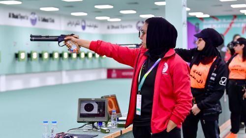 فريق نادي الرفاع للرماية يخوض نهائي مسابقة 10 متر 