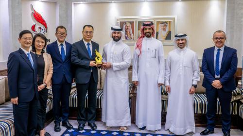 Al-Kooheji Hosts Chinese Government Delegation to Discuss Organizing the Asian Youth Games