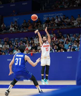 The basketball team wins over Thailand