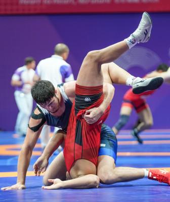 Ahmed Taj El-Din wins the gold medal in the 97 kg weight class