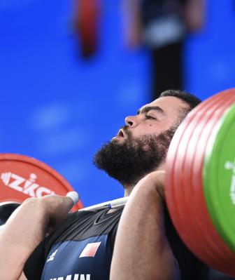 الرباع غور يكسب الذهب ويسجل رقماً آسيوياً جديداً  كسب الرباع غور الميدالية الذهبية في منافسات رفع الأثقال لوزن فوق 109 كجم وتحطيم رقمين قياسيين في تاريخ دورات الألعاب الآسيوية، ليهدي مملكة البحرين الميدالية الذهبية الـ 12 التاريخية، والتي اختتمت بها البحرين مشاركتها في آسياد هانغتشو، ولتكتب رياضة رفع الأثقال تاريخاً جديداً بالحصول على أول ميدالية ذهبية في تاريخ البحرين بالألعاب الآسيوية في هذه الرياضة، وتؤكد التطور الكبير الذي تعيشه الرياضة في المملكة في مختلف الألعاب. ونجح الرباع غور من  إهداء البحرين المي