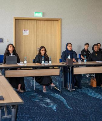 Seef District – Bahrain Olympic Committee: In a groundbreaking step towards enhancing media skills among female athletes in the Kingdom, the first specialised sports media training workshop for female athletes was held on Saturday morning at the Hilton Garden Inn (The Avenues), under the patronage of Her Excellency Dr Shaikha Hessa bint Khalid Al Khalifa, Chairwoman of the Committee for Equal Opportunities and Gender Balance in Sports. The workshop saw wide participation from female athletes across various 