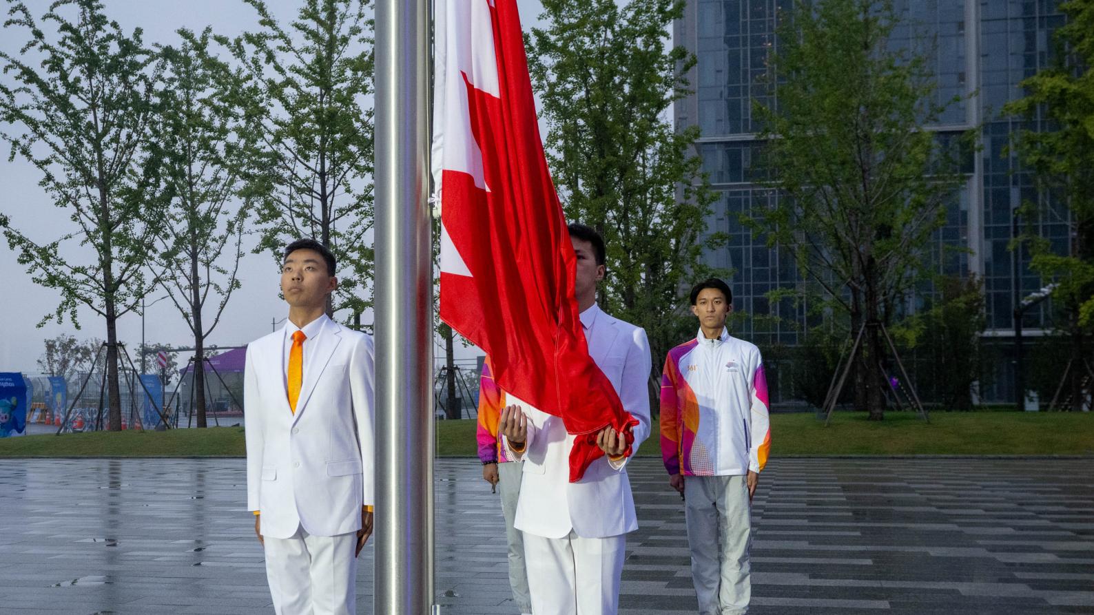 "Bahrain" participates in the largest mission in its history, with eyes on gold