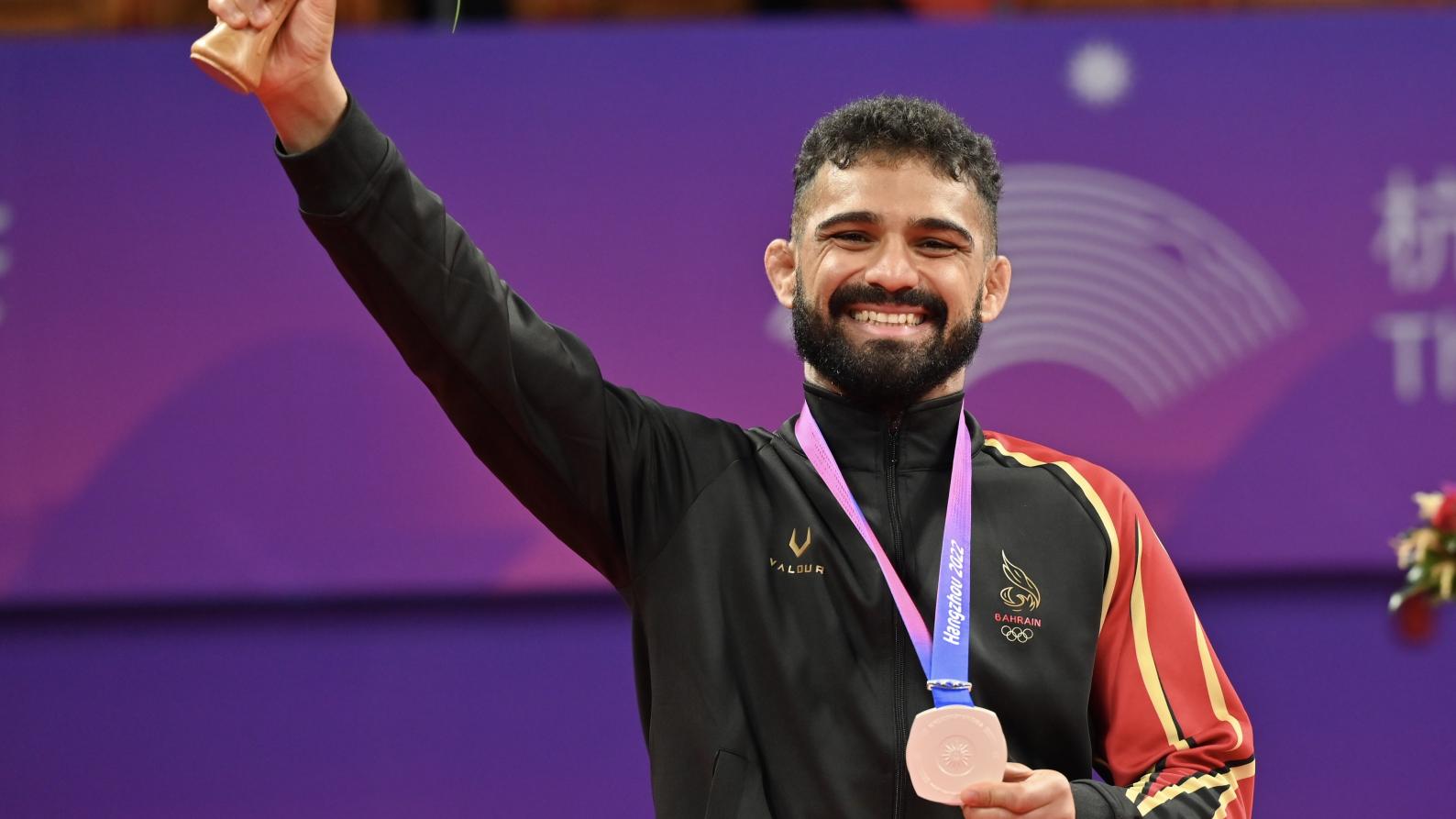 Ali Monfaridi wins the silver medal in the jiu-jitsu competition