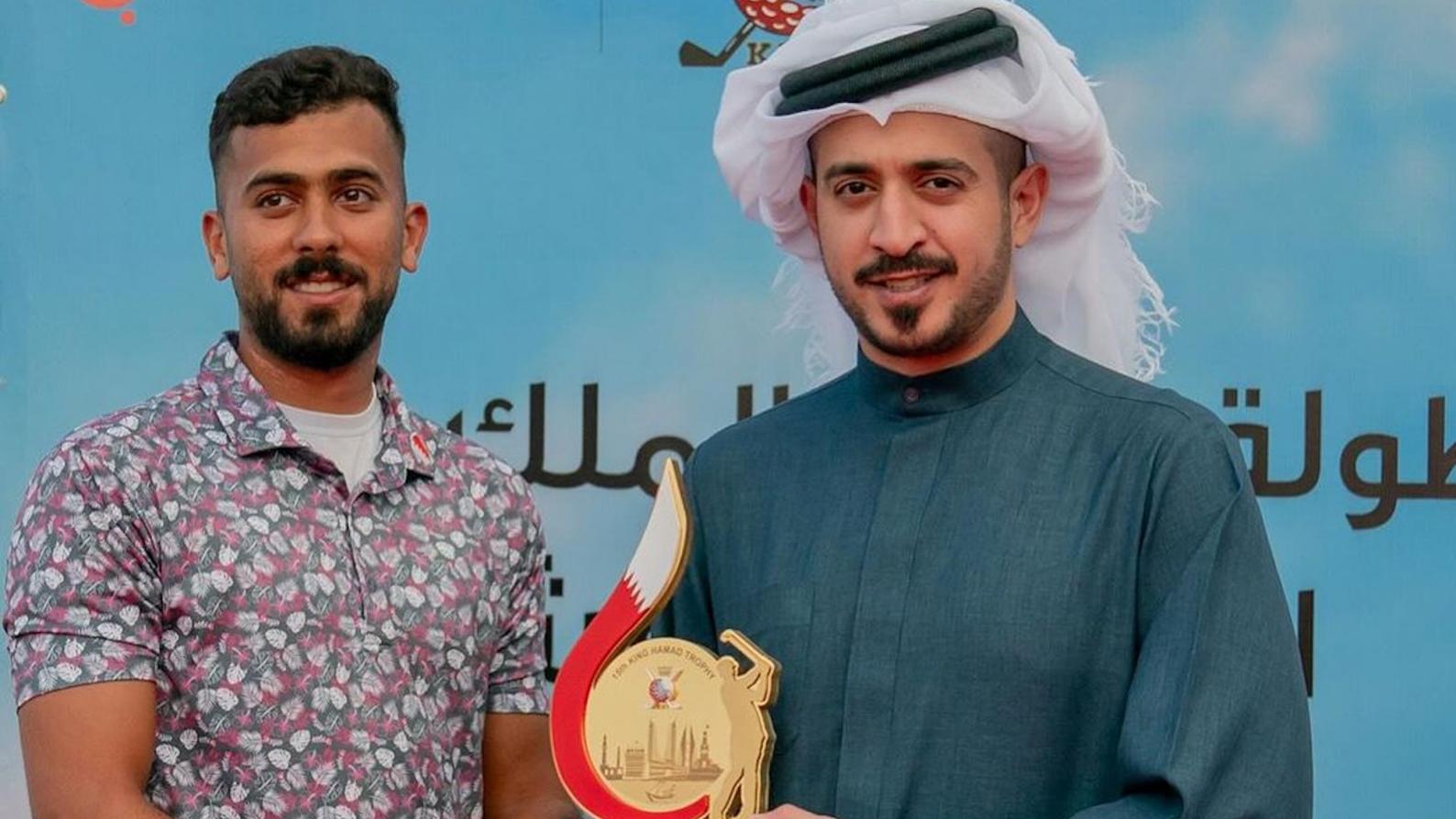   البحرين، دول مجلس التعاون الخليجي: سيشارك اللاعب السعودي خالد وليد العطية رفقة نجوم العالم في بطولة البحرين للجولف المقدمة من "بابكو إنرجيز"، التي تعد بأن تكون حدثاً بارزاً لرياضة الجولف ذات المستوى العالمي، مع عودة جولة دي بي ورلد إلى نادي الجولف الملكي في الفترة من 1 إلى 4 فبراير. وسيحظى عشاق الجولف بمتابعة خاصة لنجوم مميزين مثل: توماس بيورن أسطورة كأس رايدر، رافا كابريرا بيلو، راسموس هوجارد، وبابلو لارازبال المتوجين بالعديد من الألقاب في مسيرتهم. وبينما تسعى هذه الأسماء الكبرى لتحقيق مجد الفوز باللقب، 