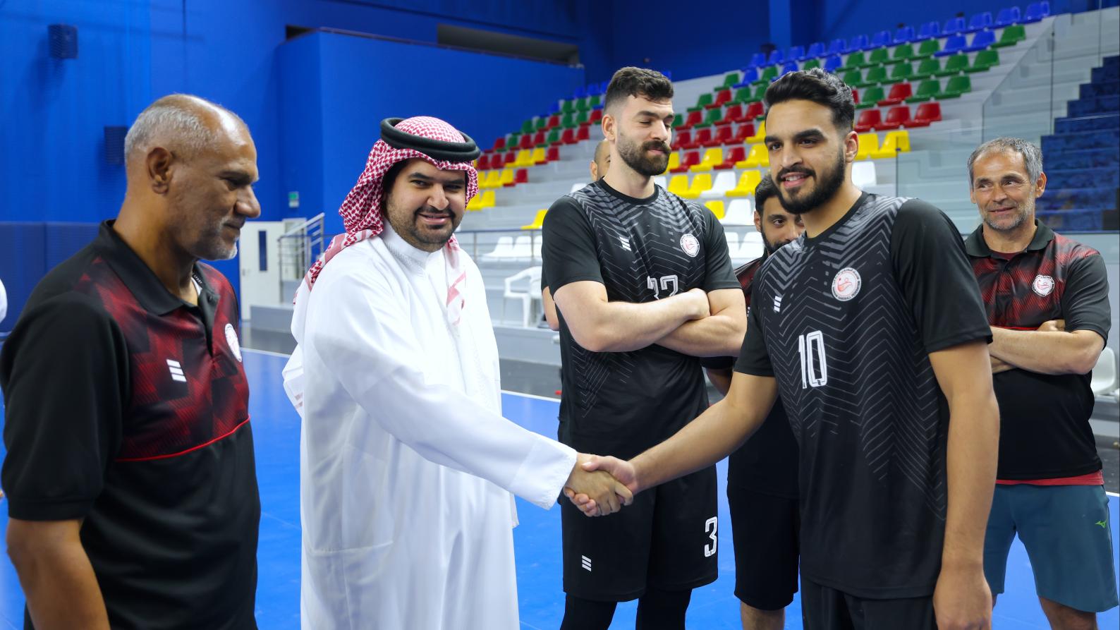 Shaikh Isa bin Ali Inspects National Handball Team’s Preparations Ahead of Arab Cup Participation