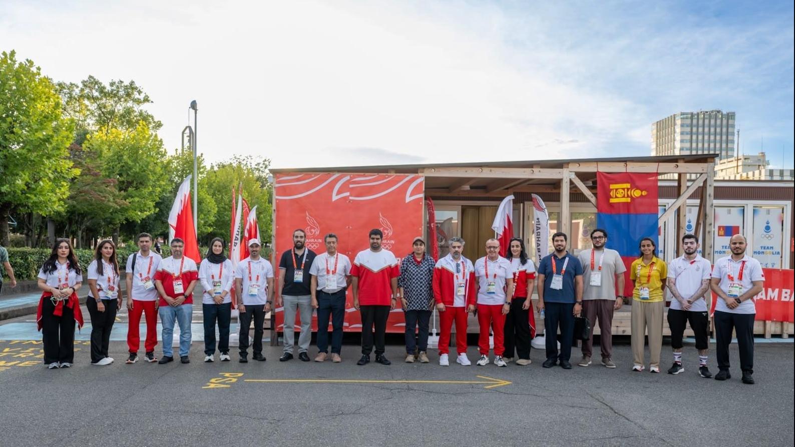 Isa bin Ali Visits Bahrain Delegation Headquarters at Athletes’ Village